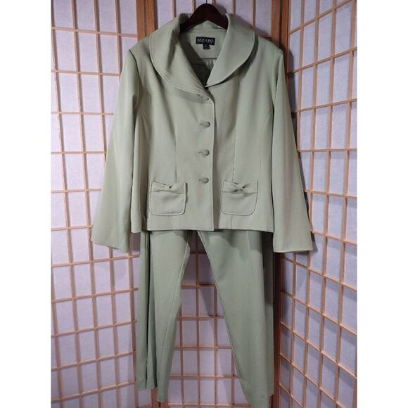 Adolfo Sz 22 Pantsuit  - Picture 2 of 13